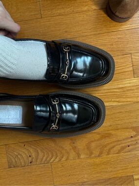 Lug bottom loafers never worn